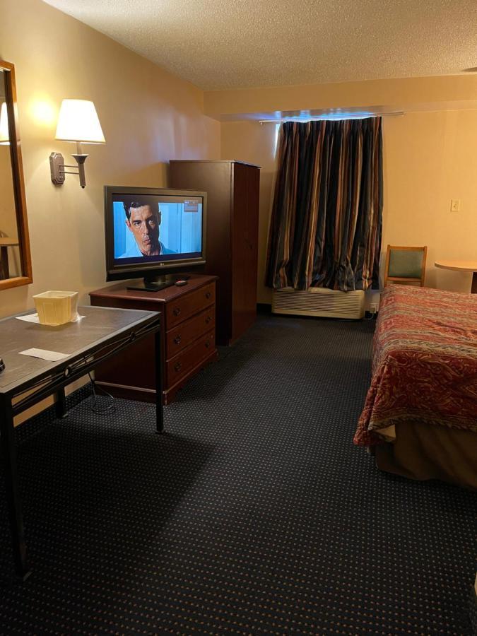Budget Inn Temple Hills Ngoại thất bức ảnh